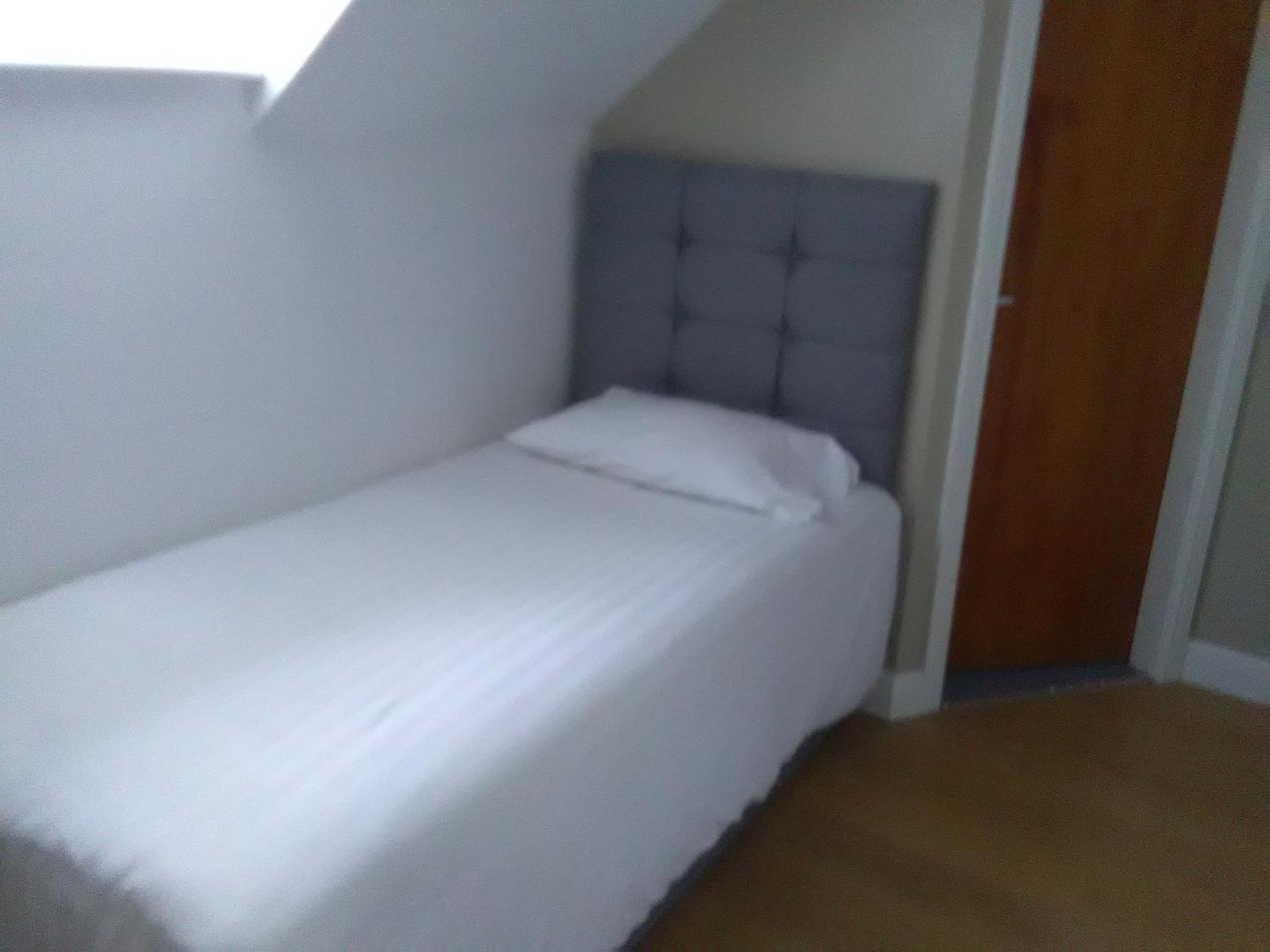 Clifton Hotel Newcastle Oda fotoğraf