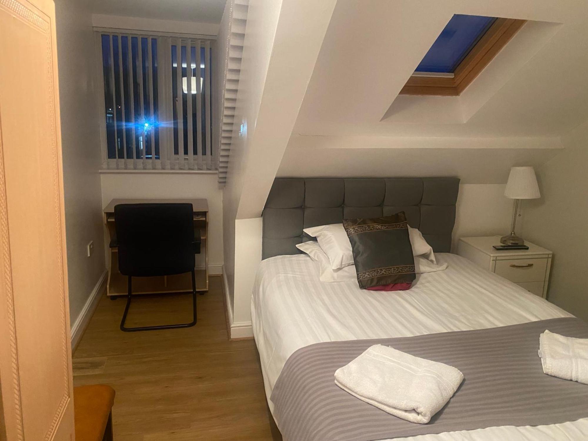 Clifton Hotel Newcastle Oda fotoğraf
